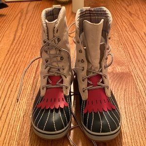Women’s size 6 Sorel waterproof boots